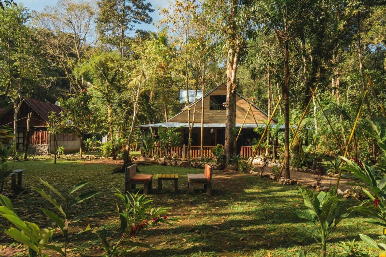 Nawal Hotel Lanquín Buitenkant foto