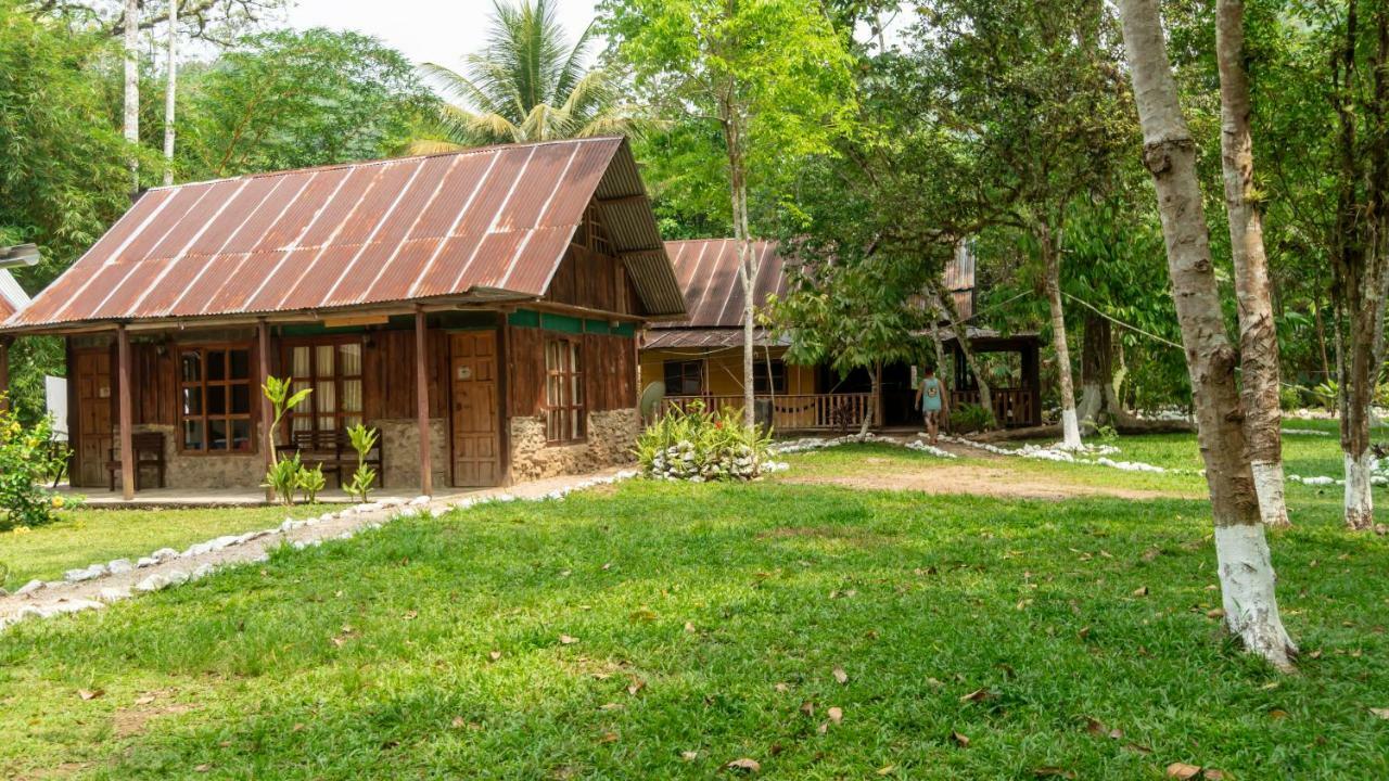 Nawal Hotel Lanquín Buitenkant foto